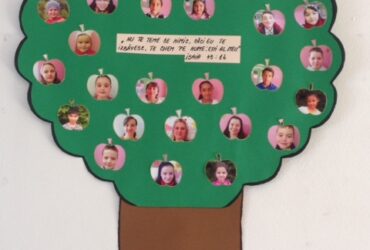 Copacul grupei- idee pentru prezenţă