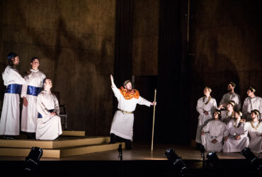 Sceneta de început de an școlar: Cei 3 tineri în cuptorul de foc